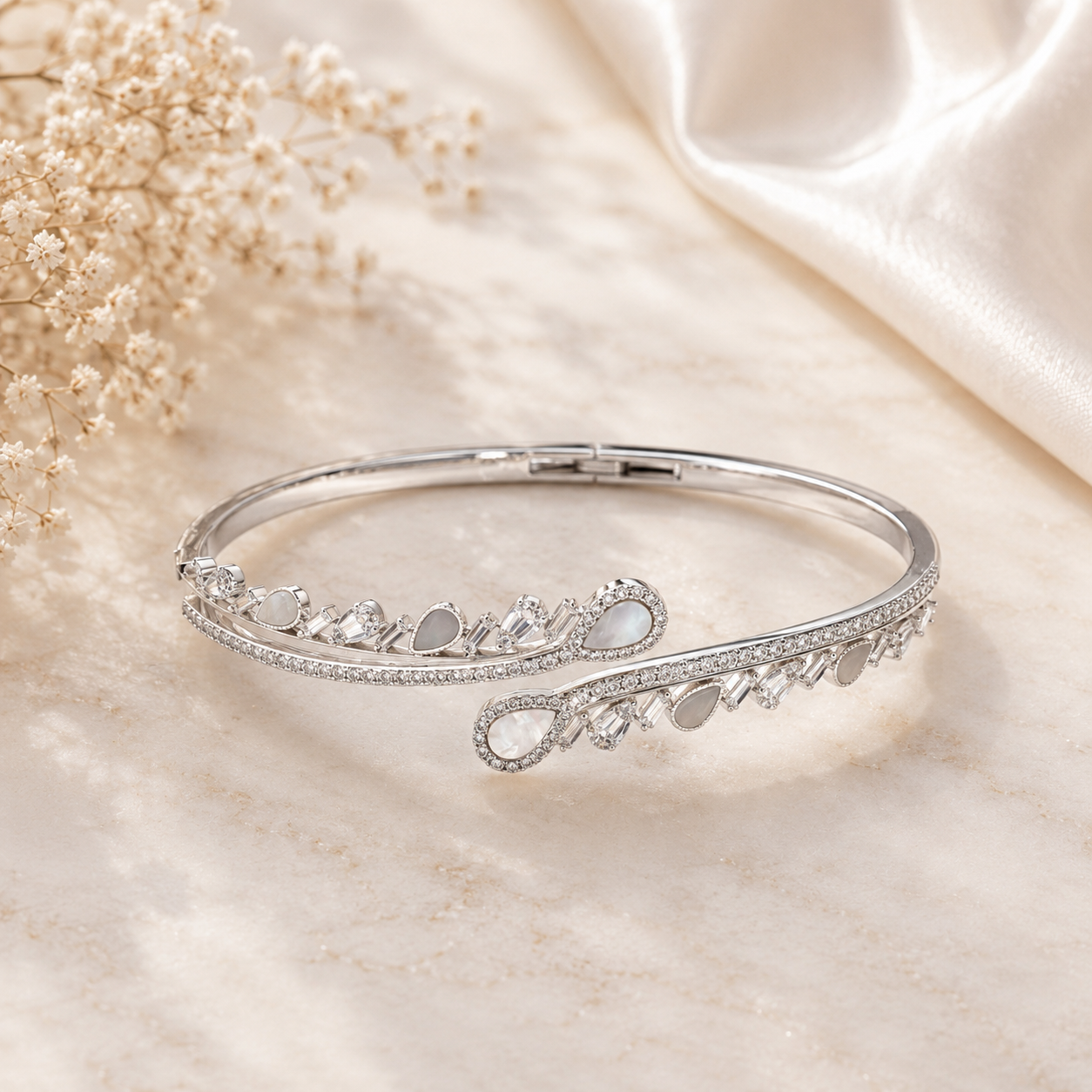 Silver Pearl Leaf Kada